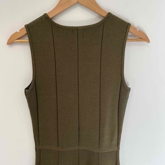 John + Jenn Olive Green Knit Sleeveless Dress Size SP - Picture 5 of 7